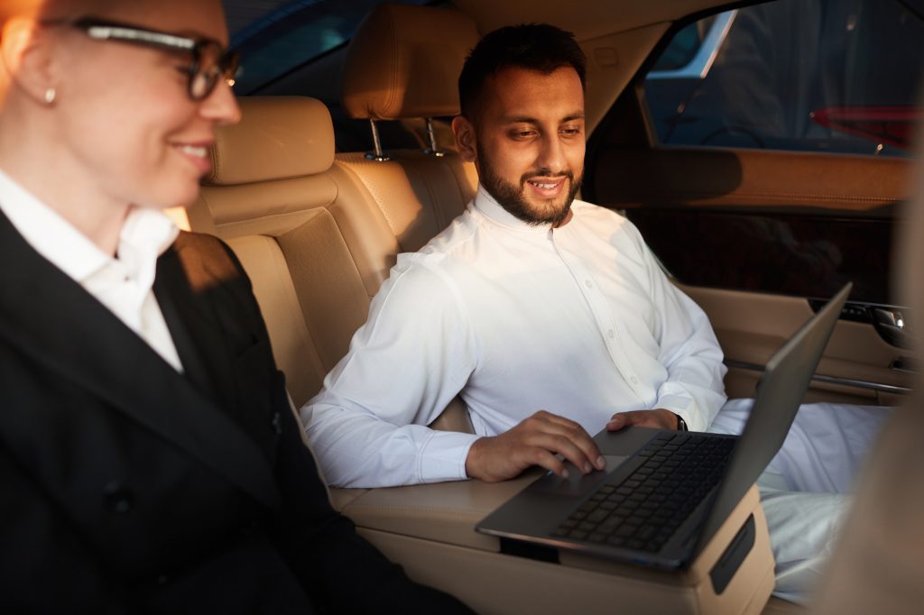 Essential things to know before starting a car rental business in Dubai